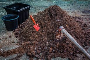 新變局一觸即發(fā),有機肥可完全“替代”化肥嗎? 新變局一觸即發(fā),有機肥可完全“替代”化肥嗎?